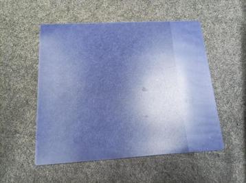 Bureauonderlegger beschikbaar voor biedingen