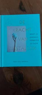 De Kracht van Kristallen - Emma Lucy Knowles, Boeken, Achtergrond en Informatie, Spiritualiteit algemeen, Ophalen of Verzenden