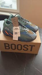 Yeezy Boost 700 | Maat 44 | Deadstock | GZ2002 Faded Azure, Blauw, Nieuw, Ophalen of Verzenden, Sneakers of Gympen