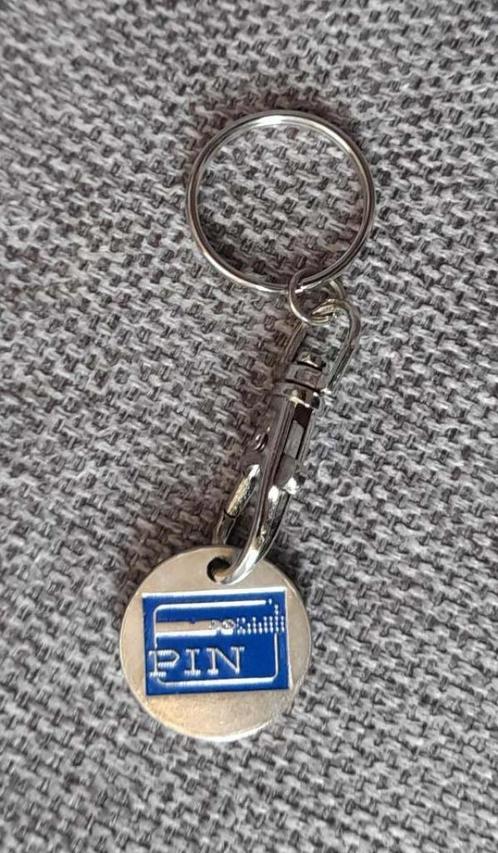 Winkelwagenmuntje PIN aan sleutelhanger, Verzamelen, Winkelwagenmuntjes, Ophalen of Verzenden