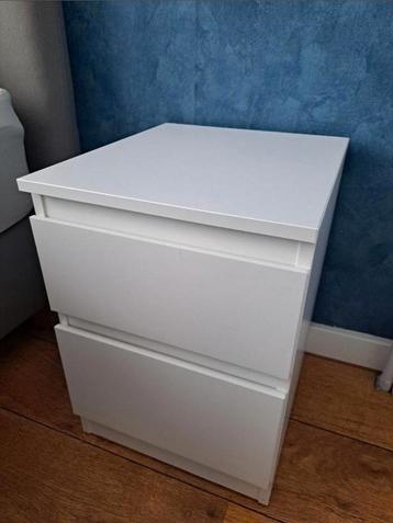 Ikea nachtkastje wit W35 D40 H50 - Berghem 