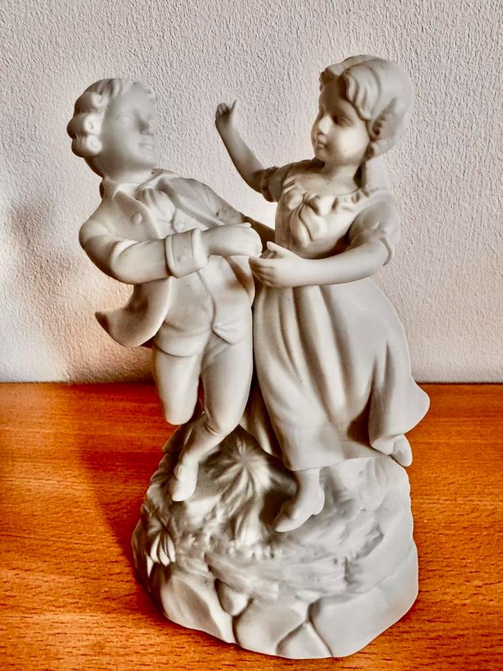 Porceleinen biscuit dansend paar, Verzamelen, Beelden en Beeldjes, Zo goed als nieuw, Mens, Verzenden