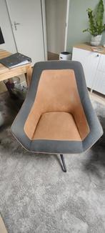 Draaifauteuil bruin leer en grijze stof, Huis en Inrichting, Fauteuils, Ophalen, Gebruikt, 75 tot 100 cm, 75 tot 100 cm