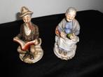 Vintage beeldje keramiek 2x Oud mannetje met pijp en vrouw, Ophalen of Verzenden