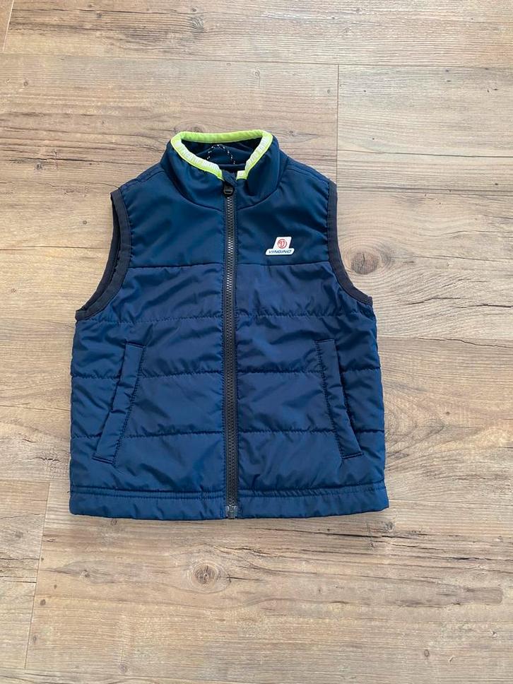 (NIEUW) prachtige donkerblauwe VINGINO bodywarmer maat 104, Kinderen en Baby's, Kinderkleding | Maat 104, Nieuw, Jongen, Jas, Ophalen of Verzenden