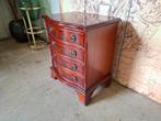 Klassiek antiek ladekastje, nachtkastje, slaapkamer kast, li, Huis en Inrichting, Kasten | Ladekasten, Ophalen of Verzenden, Zo goed als nieuw