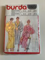 Burda meermaten knippatroon lange badjas, Ophalen of Verzenden, Zo goed als nieuw, Vrouw, Knipmode