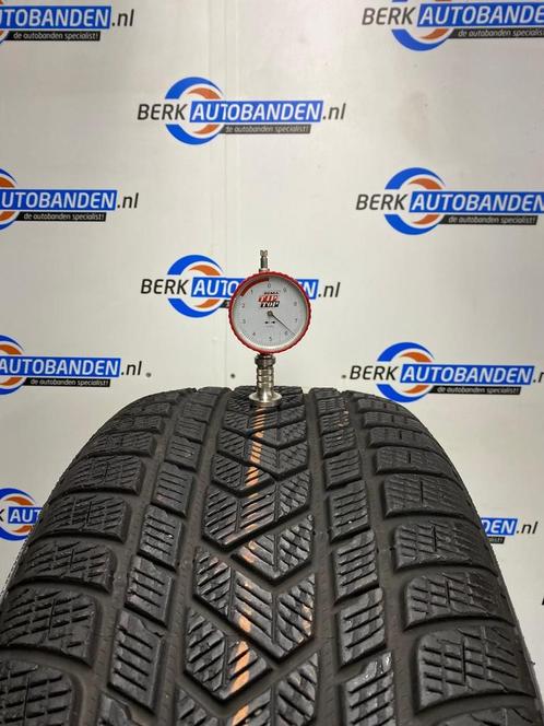 2x Pirelli Scorpion Winter MO1 265/40 R21 105V 265/40/21 265, Auto-onderdelen, Banden en Velgen, Band(en), Winterbanden, 21 inch