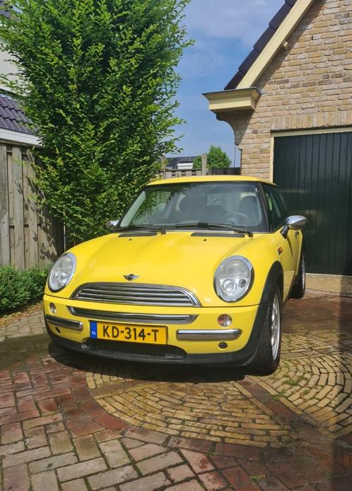 Mini Cooper One Geel 1.6 16V 2004, Auto's, Mini, Particulier, One, Airbags, Airconditioning, Bluetooth, Centrale vergrendeling
