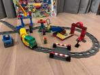 Duplo goederen + passagiers treinset + brug + extra rails, Ophalen, Gebruikt