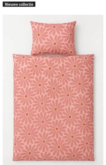 Roze beddengoed meisjeskamer bloemetjes beschikbaar voor biedingen