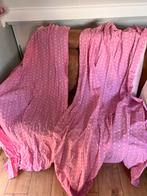 Twee roze gordijnen voor meisjeskamer, Huis en Inrichting, Ophalen, Zo goed als nieuw, Minder dan 100 cm