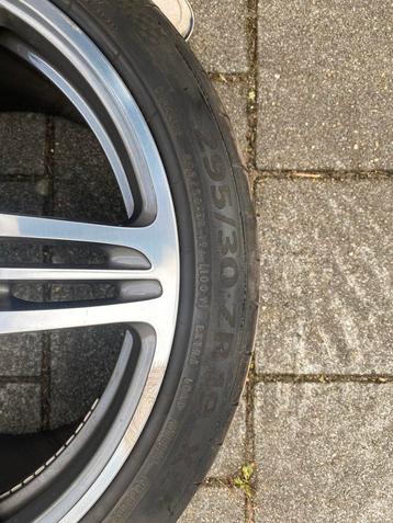 Porsche 996/997 Velgen met Zomerbanden 19 inch beschikbaar voor biedingen