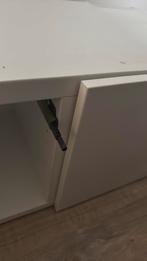 Besta kast hoogglans wit – 180 cm breed – in nette staat, Huis en Inrichting, Kasten | Roldeurkasten en Archiefkasten, Ophalen