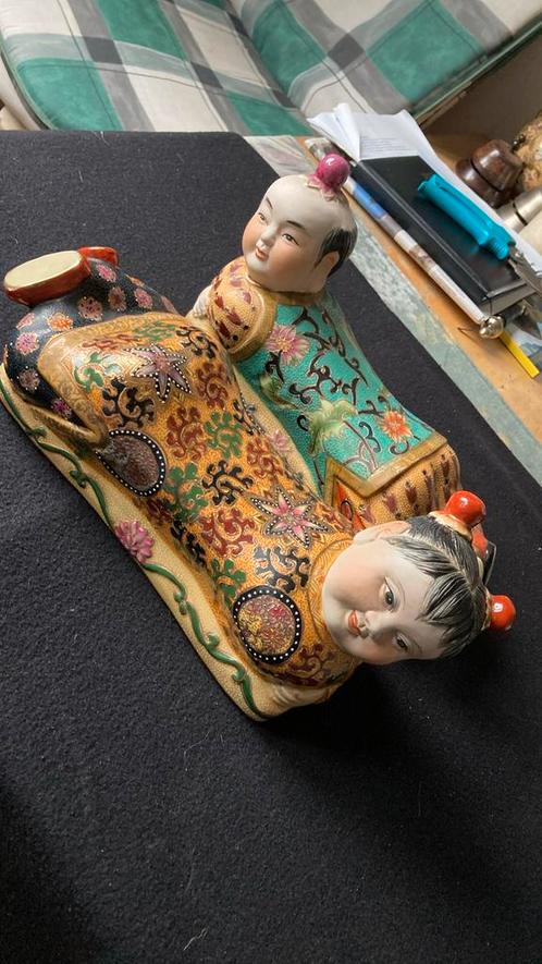 Set. China, 2 x “opium pillow”. Cloisonne/biscuit/porcelein, Antiek en Kunst, Kunst | Niet-Westerse kunst, Ophalen of Verzenden