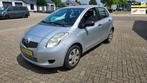 Toyota Yaris 1.3 VVTi Terra AIRCO NWE. APK :7-2026, Voorwielaandrijving, Gebruikt, 4 cilinders, Emergency brake assist
