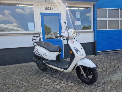 HANDEL / EXPORT : Sym fiddle II A klasse , snorscooter 25km, Fietsen en Brommers, Snorfietsen en Snorscooters, Gebruikt, SYM, Benzine
