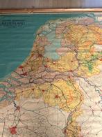 Mooie grote landkaart van Nederland, Antiek en Kunst, Antiek | Schoolplaten, Ophalen of Verzenden, Aardrijkskunde