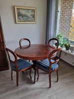 Klassieke Uitschuifbare Eettafel + 4 Gerestaureerde Stoelen, Huis en Inrichting, Tafels | Eettafels, Ophalen, Gebruikt, 100 tot 150 cm