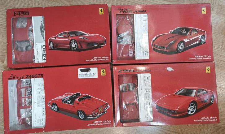 Fujimi Ferrari Modelbouwdozen - 4 stuks, Hobby en Vrije tijd, Modelbouw | Auto's en Voertuigen, Nieuw, Auto, Fujimi, Ophalen of Verzenden