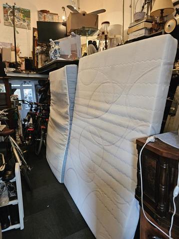 matras 140x 200 cm 20 cm dik beschikbaar voor biedingen