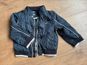 Armani zomerjas maat 94 beschikbaar voor biedingen