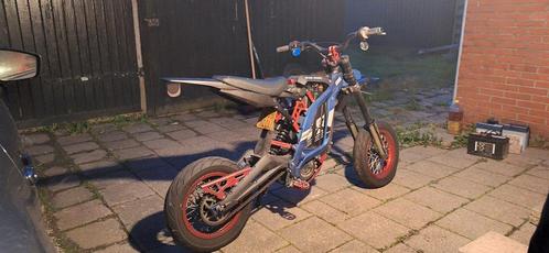 Sur ron light bee, Fietsen en Brommers, Minibikes, Midibikes en Pitbikes, Zo goed als nieuw, Overige typen, Ophalen of Verzenden
