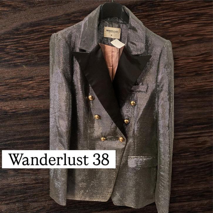 2e hands MERKKLEDING, Kleding | Dames, Jassen | Winter, Zo goed als nieuw, Roze, Ophalen of Verzenden