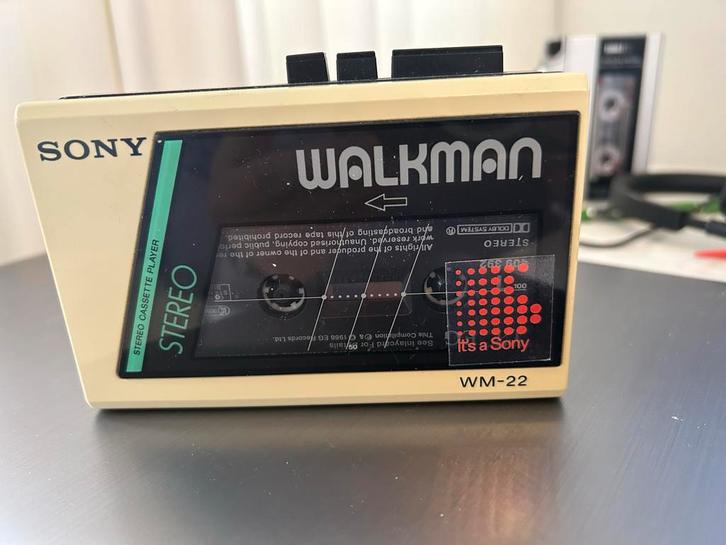 Sony WM-22 Walkman - Nieuwe snaar & nagekeken!, Audio, Tv en Foto, Walkmans, Discmans en Minidiscspelers, Walkman, Ophalen