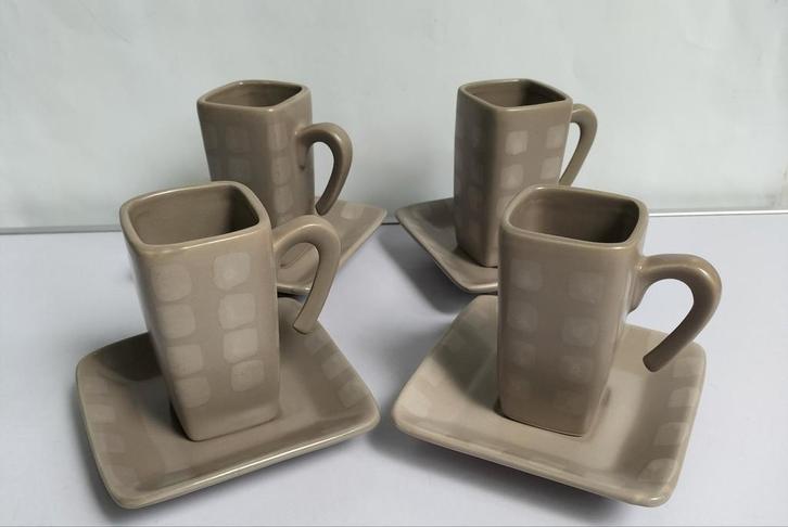 Espresso koppen/schotels (4), Huis en Inrichting, Woonaccessoires | Overige, Zo goed als nieuw, Ophalen of Verzenden