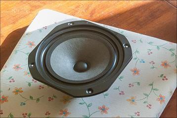Wharfedale woofer beschikbaar voor biedingen