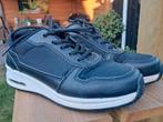 Dyanne Beekman zwarte sneakers met witte rand maat 39, Kleding | Dames, Schoenen, Zwart, Ophalen of Verzenden, Dyanne Beekman
