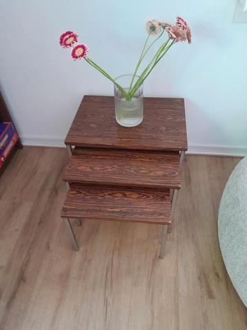 Vintage retro salontafel bijzettafels set beschikbaar voor biedingen