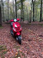 Piaggio zip 4T2V 80cc, Fietsen en Brommers, Scooters | Piaggio, Ophalen, Maximaal 45 km/u, Zip, Zo goed als nieuw
