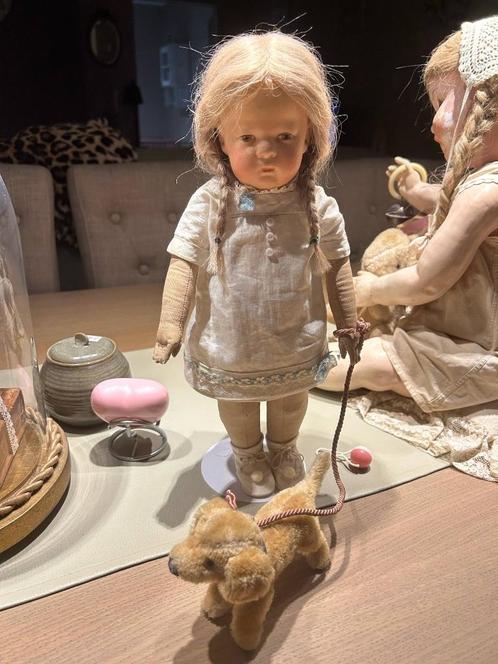Oude 1H Kathe Kruse popje stofkopje zeldzaam, Verzamelen, Poppen, Gebruikt, Pop, Verzenden