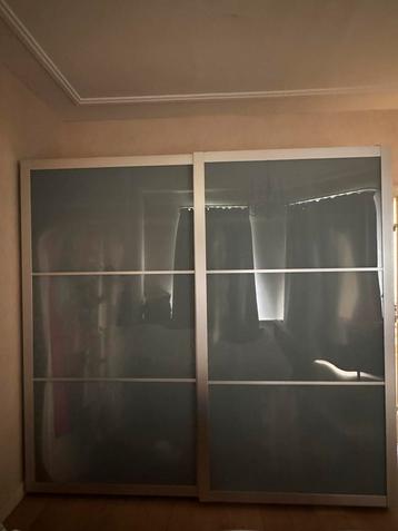Ruime Ikea Pax kast met schuifdeuren 250x236 beschikbaar voor biedingen