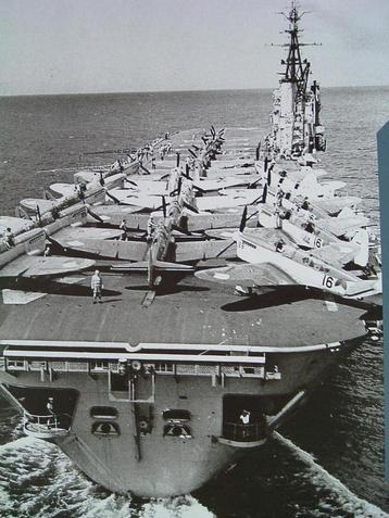 Viermaal Karel Doorman. beschikbaar voor biedingen