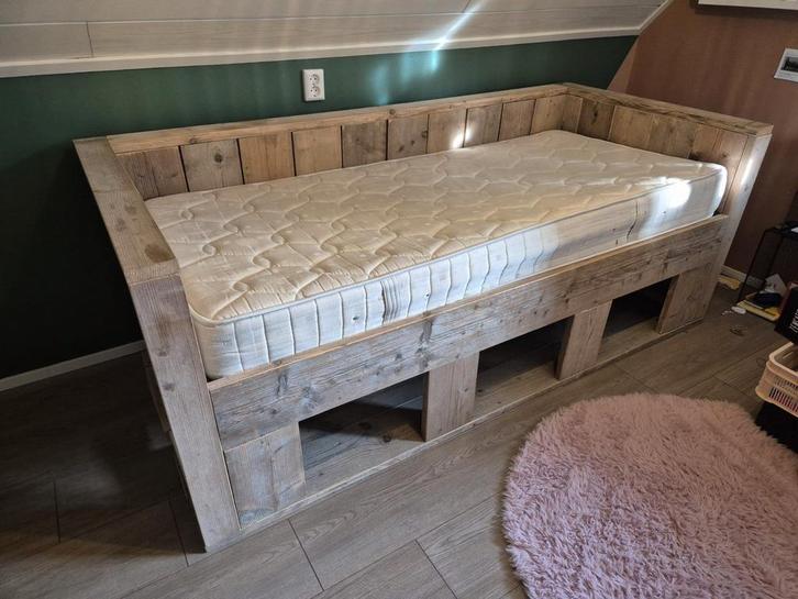 Steigerhouten kajuitbed 1-persoons met Auping spiraalbodem, Huis en Inrichting, Slaapkamer | Bedden, Gebruikt, Eenpersoons, 100 cm