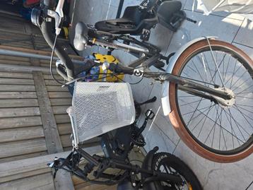 Te koop moeder fiets mef kinderzitje achter  beschikbaar voor biedingen