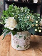 Handbeschilderde Vaas Classical Beige ByJ&S🤍, Huis en Inrichting, Woonaccessoires | Vazen, Overige kleuren, Nieuw, Ophalen of Verzenden