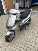 Gilera runner dark dream 45km zilver fabrieksnieuw, Fietsen en Brommers, Scooters | Piaggio, Ophalen, Overige modellen, Nieuw