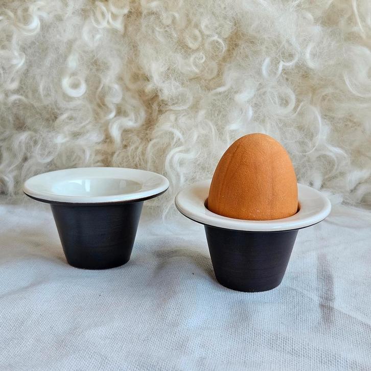 Fris Edam Jubilant eierdopjes 2 stuks, Antiek en Kunst, Antiek | Servies los, Ophalen of Verzenden