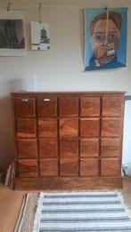 Kast met 20 vakjes, Ophalen