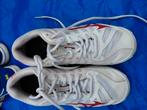 Volleybal schoenen, Sport en Fitness, Volleybal, Ophalen of Verzenden, Zo goed als nieuw, Schoenen