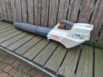 Stihl BGA 56 accu bladblazer + AK20 accu, Ophalen, Stihl, Zo goed als nieuw, Accu