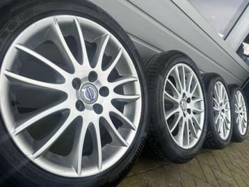 originele set 17 inch Volvo C30 V50 V40 S60 velgen banden beschikbaar voor biedingen