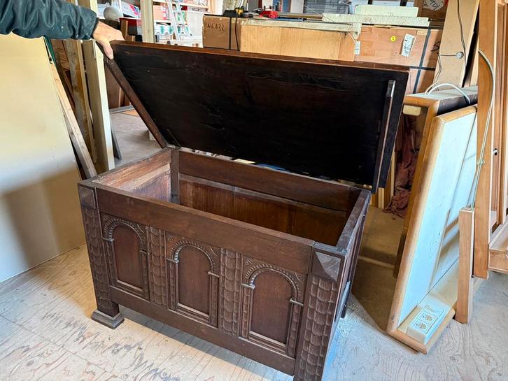 Antieke eikenhouten kist / dekenkist ca. 1900 rijk gesneden, Huis en Inrichting, Woonaccessoires | Kisten, Gebruikt, 50 tot 75 cm