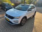 Volkswagen T-Roc 1.0 TSI 110pk 2021 Wit, Auto's, Volkswagen, Voorwielaandrijving, Zwart, 1194 kg, Wit