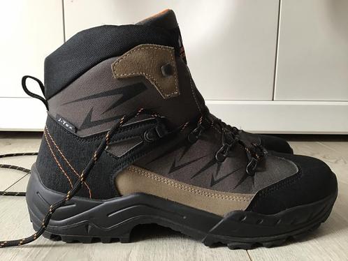 Nieuwe Mountain Peak leren wandelschoenen A/B Bruin maat 46, Sport en Fitness, Bergsport en Wandelen, Nieuw, Schoenen, Ophalen of Verzenden