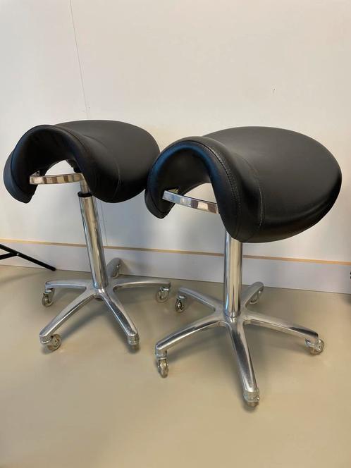 2x Kappersfiets met breed zadel, Huis en Inrichting, Bureaustoelen, Gebruikt, Bureaukruk, Zwart, Ergonomisch, Ophalen